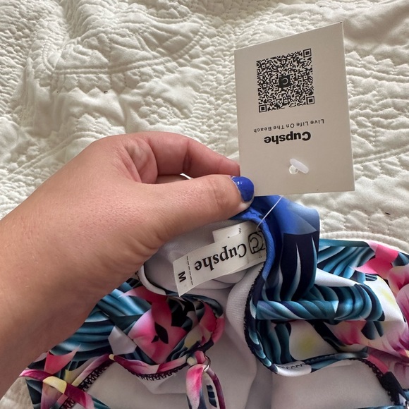 Nwt Cupshe Swimsuit - Picture 3 of 3
